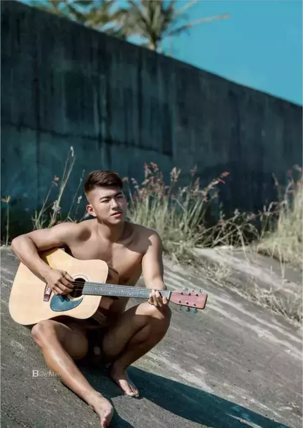 BlueMen 119 [ Ebook+Video ]