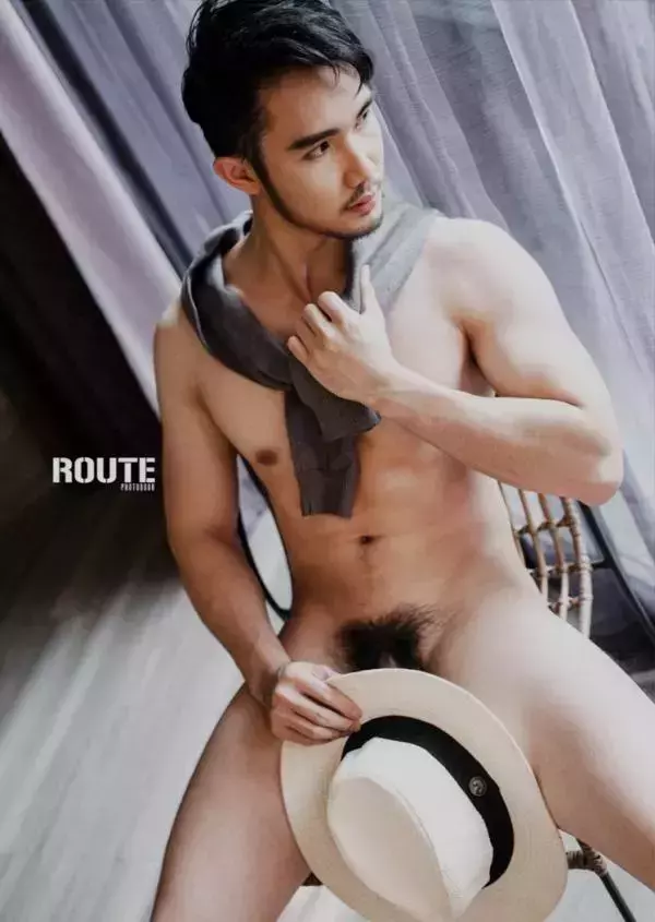 Route Photobook No.04 version nude [Ebook]