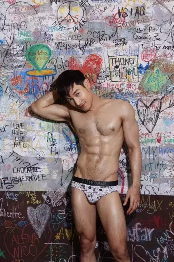 TXD Magazine Vol.5 | Arthur Awakening