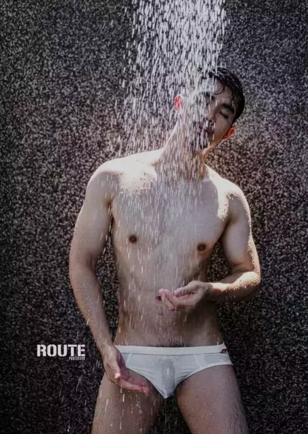 Route Photobook No.04 version nude [Ebook]