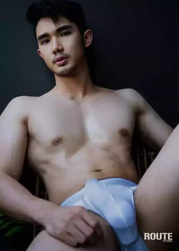 Route Photobook No.04 version nude [Ebook]