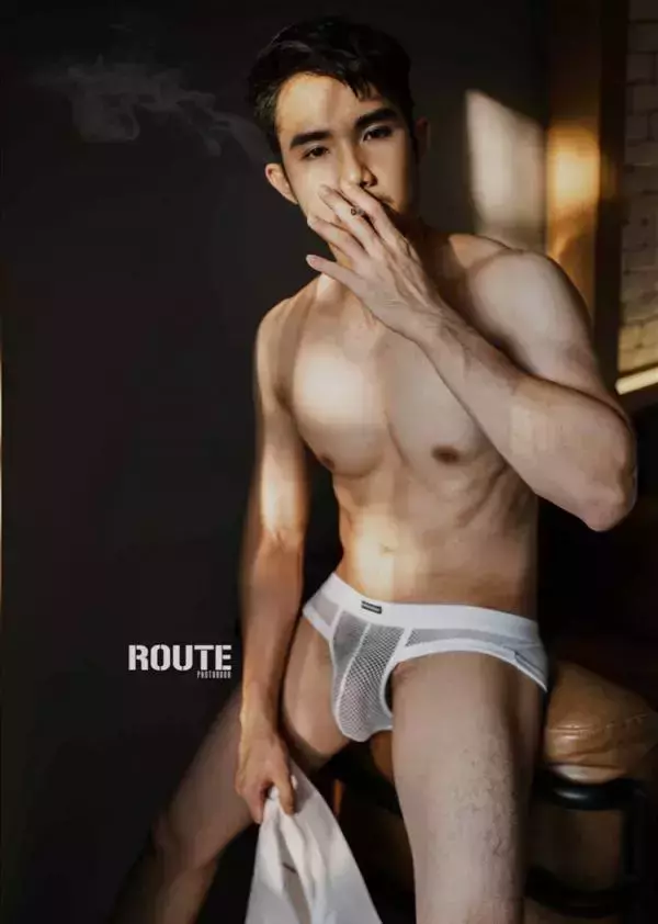 Route Photobook No.04 version nude [Ebook]
