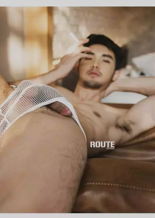 Route Photobook No.04 version nude [Ebook]
