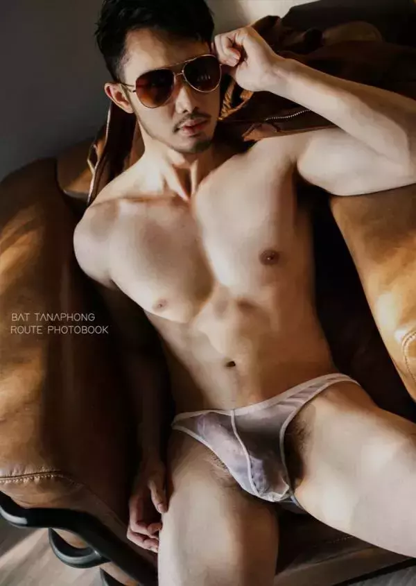 Route Photobook No.04 version nude [Ebook]