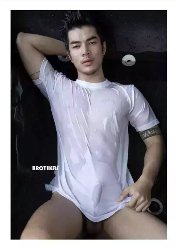 Brothers Vol.33 | Parn