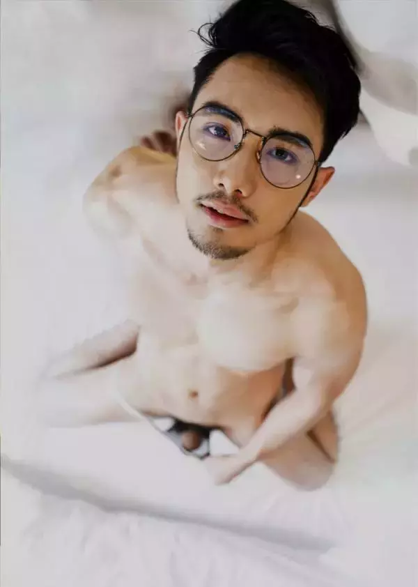 Route Photobook No.04 version nude [Ebook]