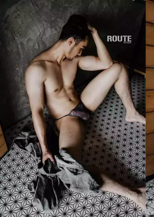 Route Photobook No.04 version nude [Ebook]