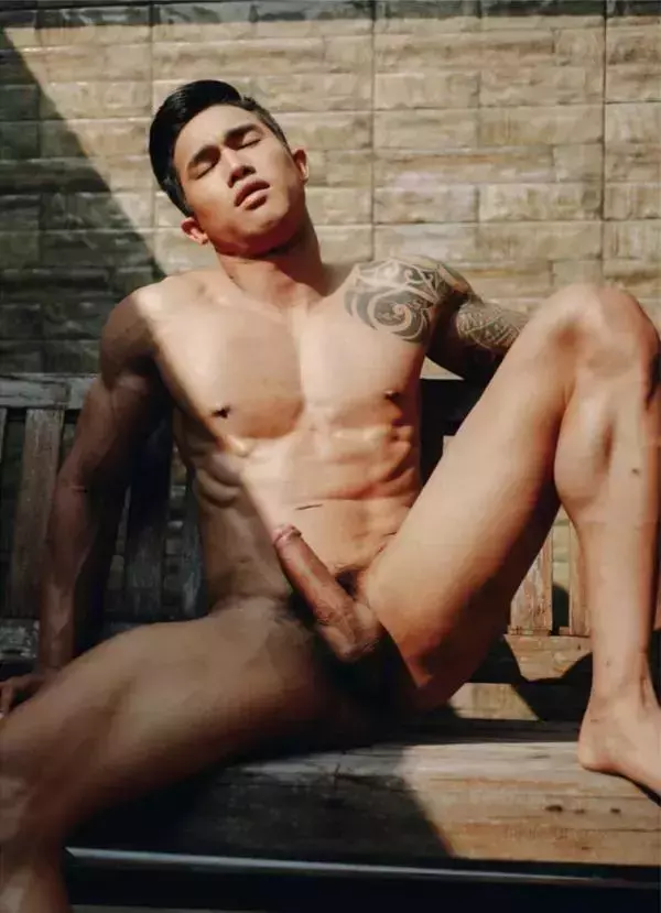 FETISH 19 | Earth Woraphong [ Ebook+Video ]