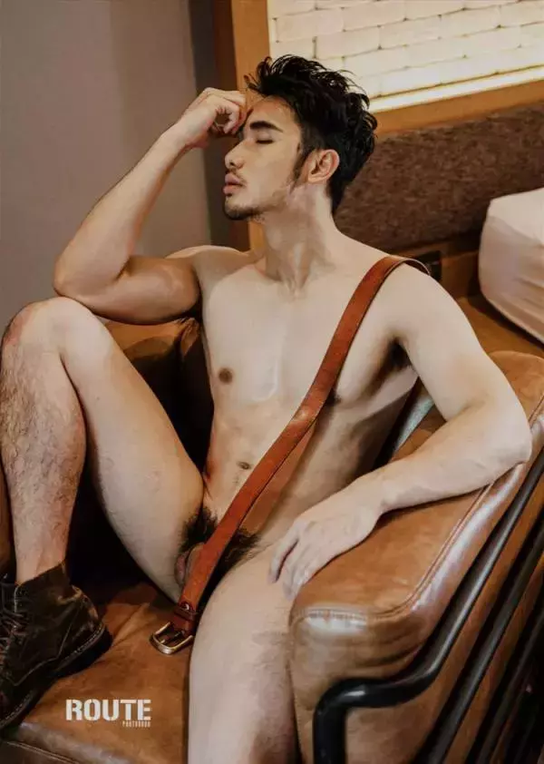 Route Photobook No.04 version nude [Ebook]
