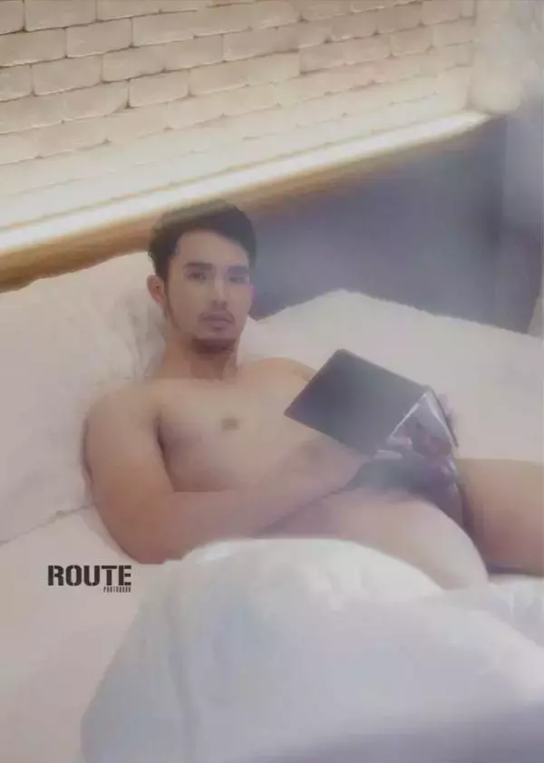 Route Photobook No.04 version nude [Ebook]