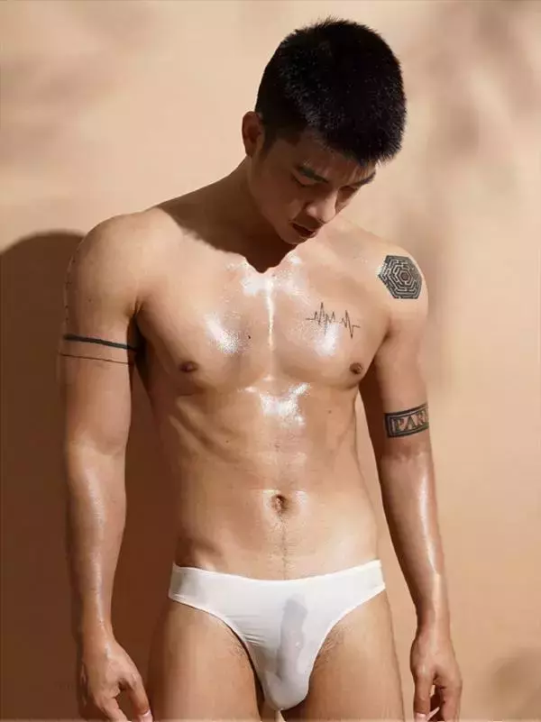 B Photobook 01 [ Ebook + Video ]