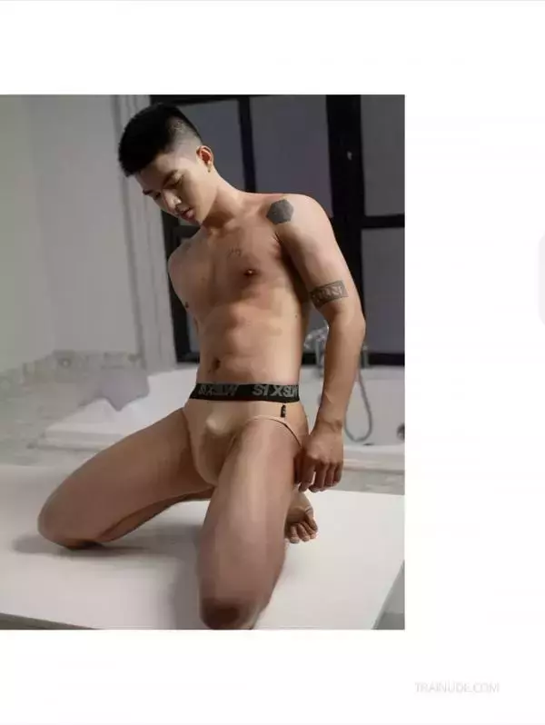 B Photobook 01 [ Ebook + Video ]
