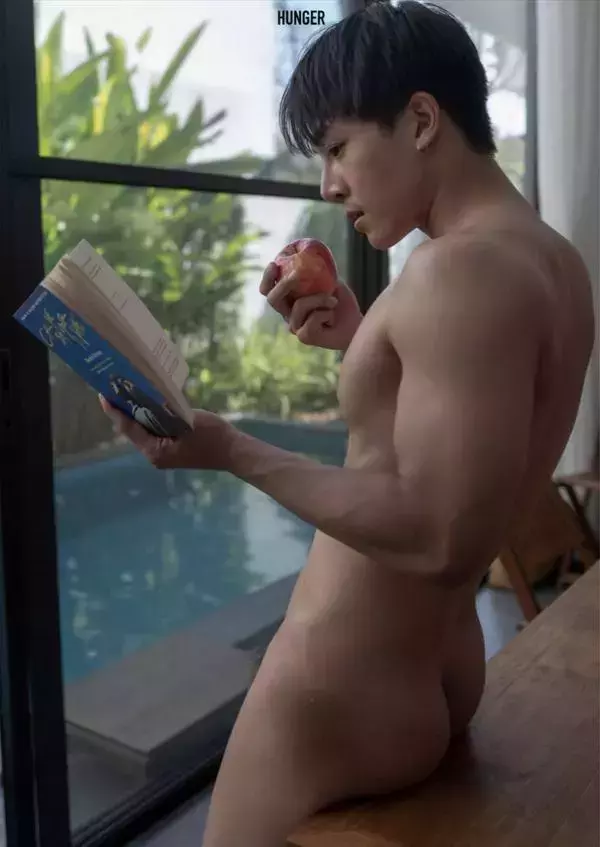 Hunger Homme 10 | KARN Supachat