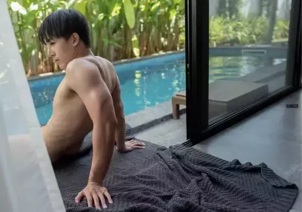 Hunger Homme 10 | KARN Supachat