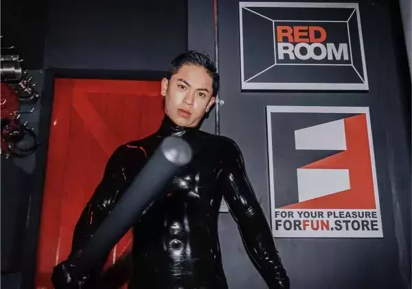 FOXX 03 | The Fetish Master