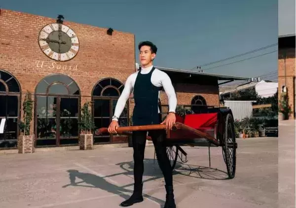 FOXX 04 | The Rickshaw Man