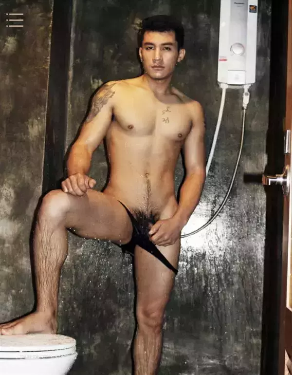 BOYZ 01 | Theerat Oua [ Ebook+Video ]