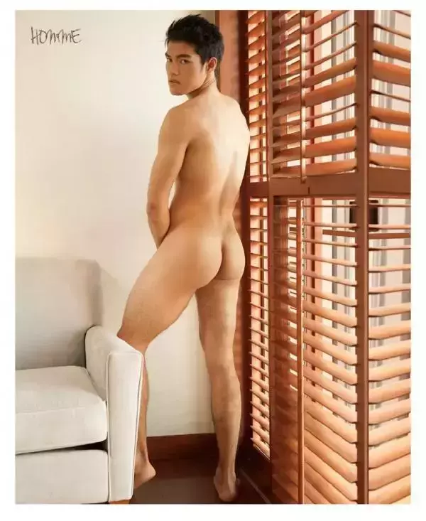 HOMME 07