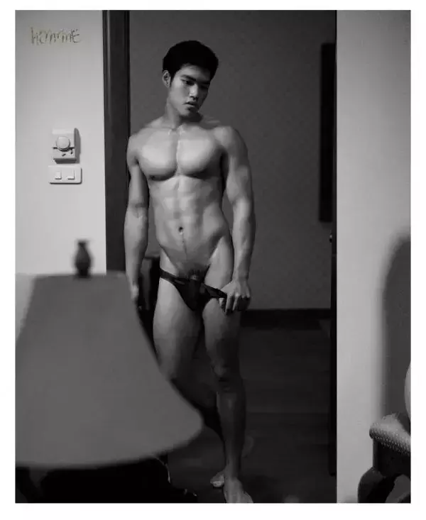 HOMME 07