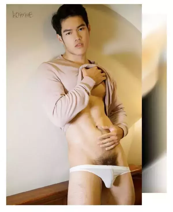 HOMME 07