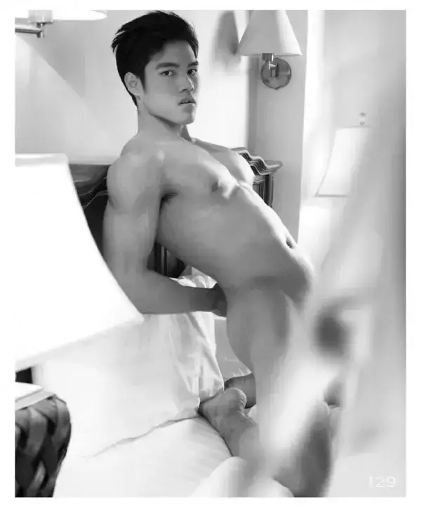 HOMME 07