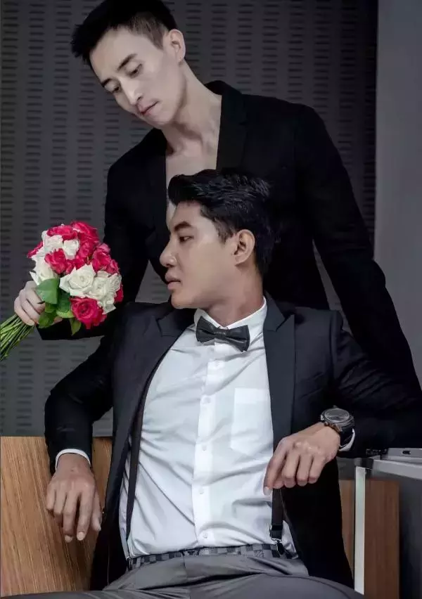 XROMANCE 2 | Love Actually