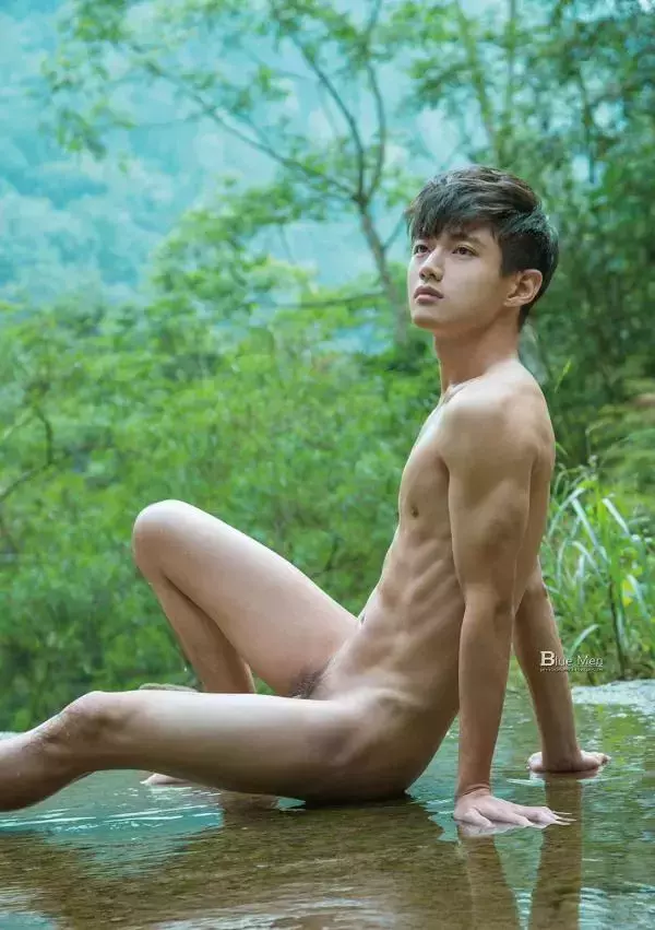 Blueman Magazine no.129 | Weicheng