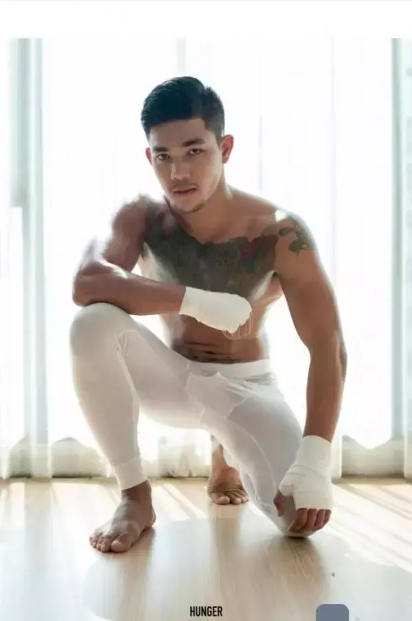 Hunger Homme 06 | Tick Saksit