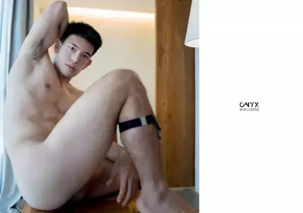 ONYX 5 | Golf Surapong Pics & BtS