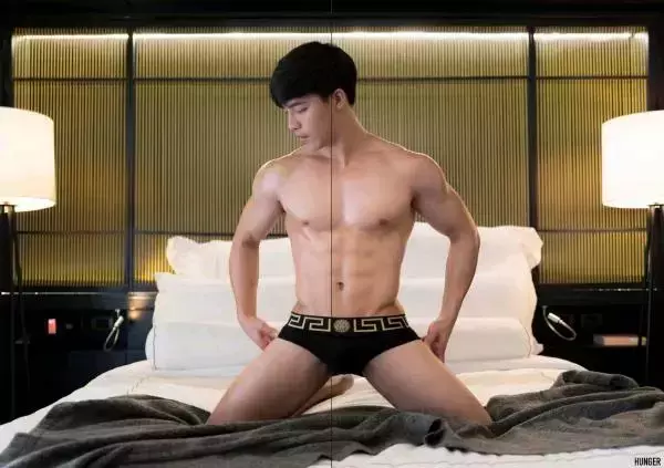 Hunger Homme 04 | Big Panithan
