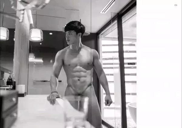Hunger Homme 04 | Big Panithan