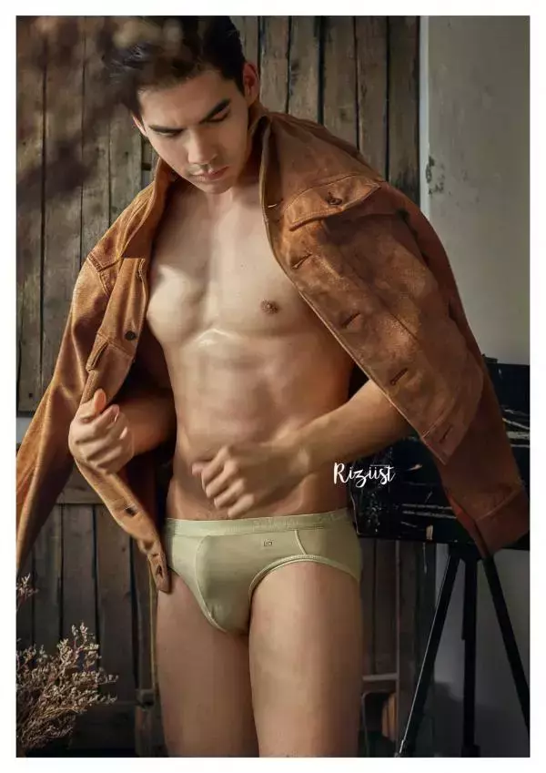 Riziist Magazine 09 | Bill