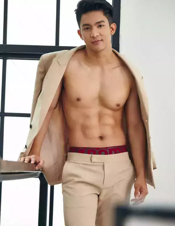 AWESOME MEN 2 - Gun Nakarin