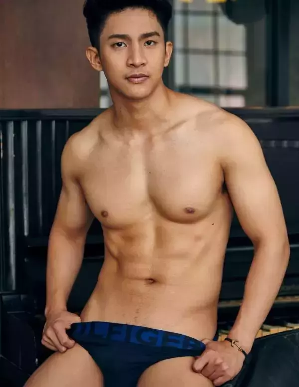 AWESOME MEN 2 - Gun Nakarin