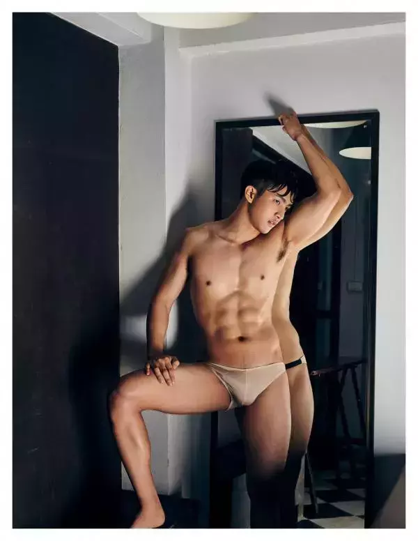 AWESOME MEN 2 - Gun Nakarin