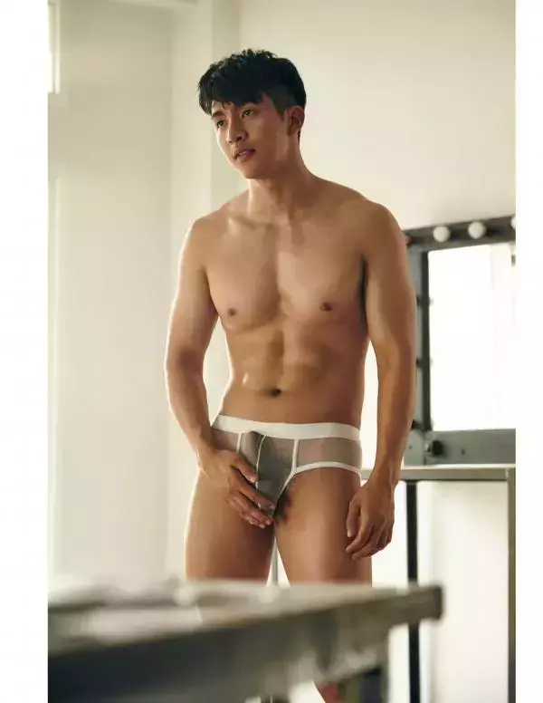 AWESOME MEN 2 - Gun Nakarin