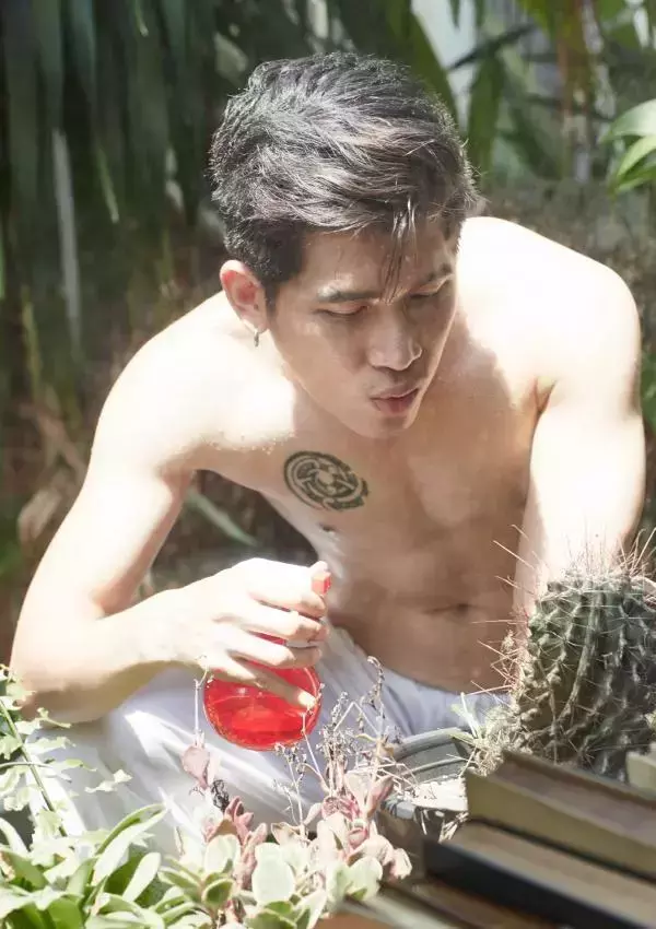 Folio 01  Phu Thana
