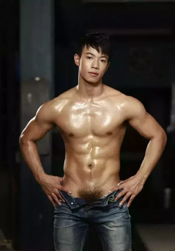 NAGUY 5 BABE 最巨男模