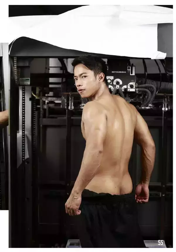 NAGUY 5 BABE 最巨男模