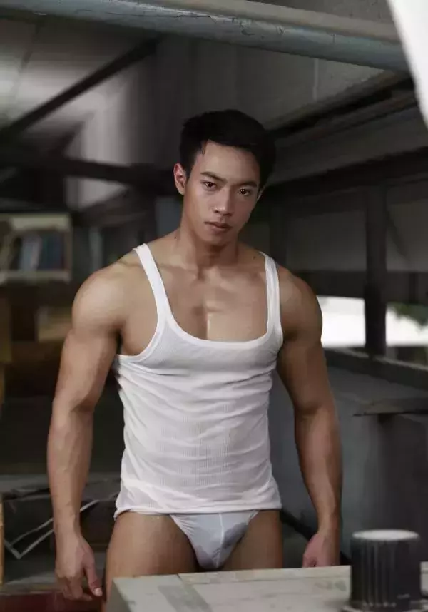 NAGUY 5 BABE 最巨男模