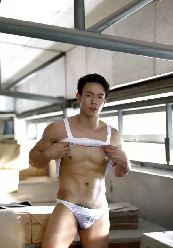 NAGUY 5 BABE 最巨男模