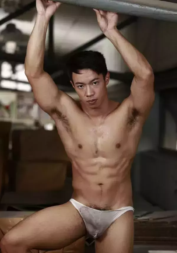 NAGUY 5 BABE 最巨男模