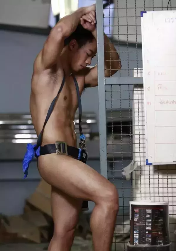 NAGUY 5 BABE 最巨男模