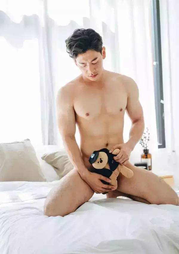 FETISH 05 - Joe Satanon More 550 Pics & BtS