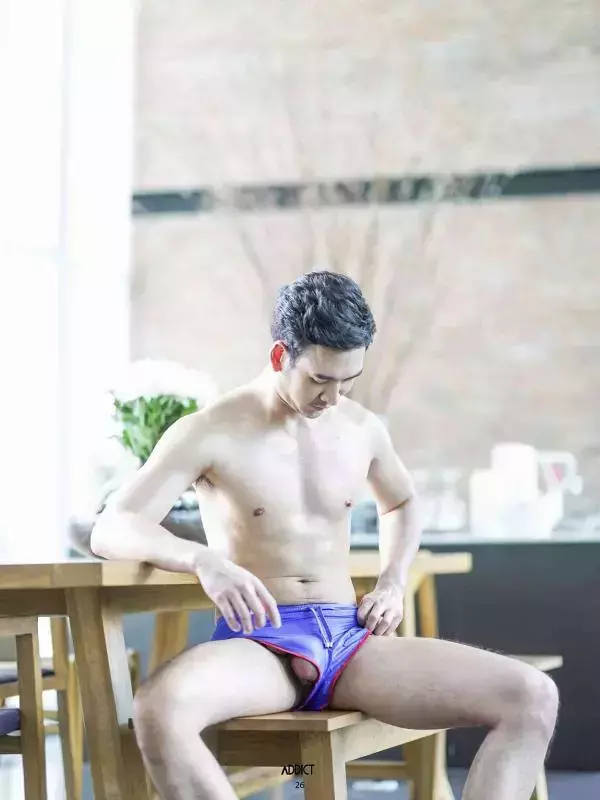 ADDICT 06 - Arm 146 Pics & BtS
