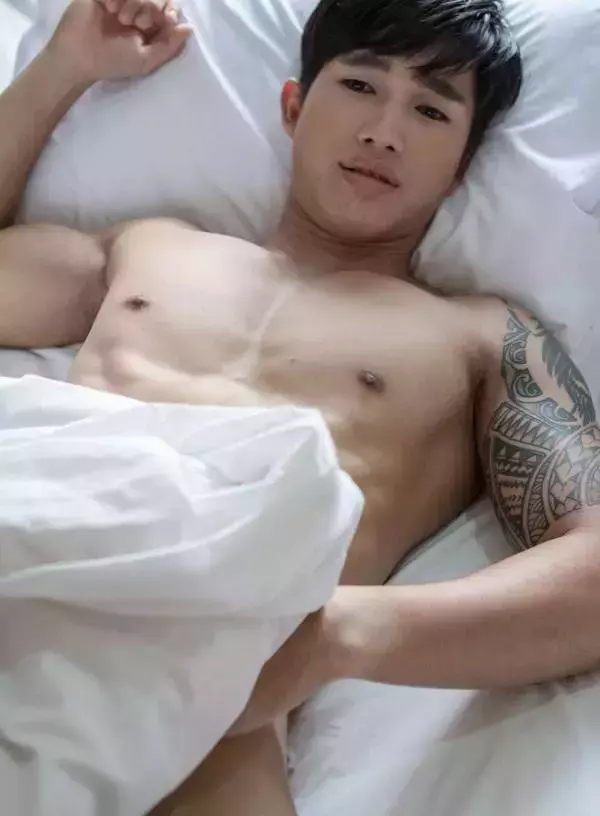 REPICK 01 - Earth Woraphong