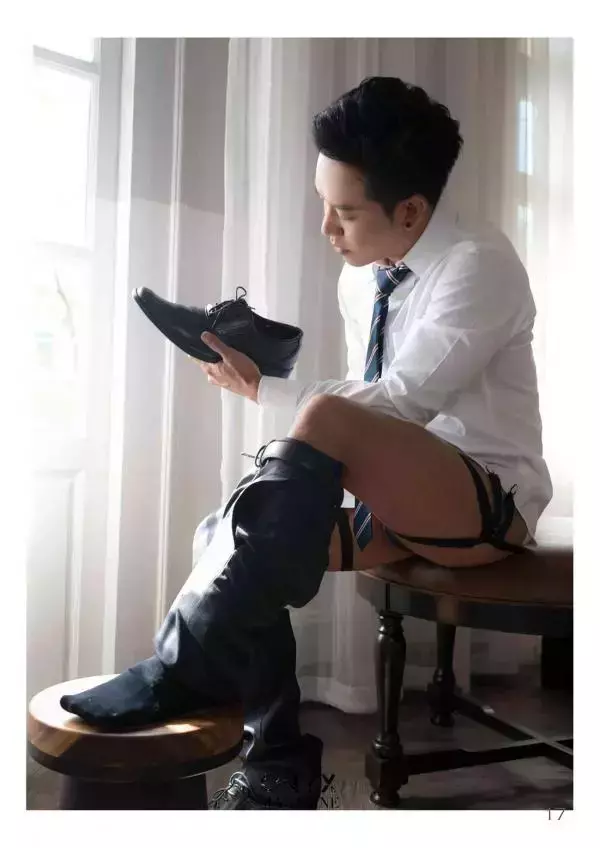 ONYX 3 - Jacob Ja 211 Pics & BtS