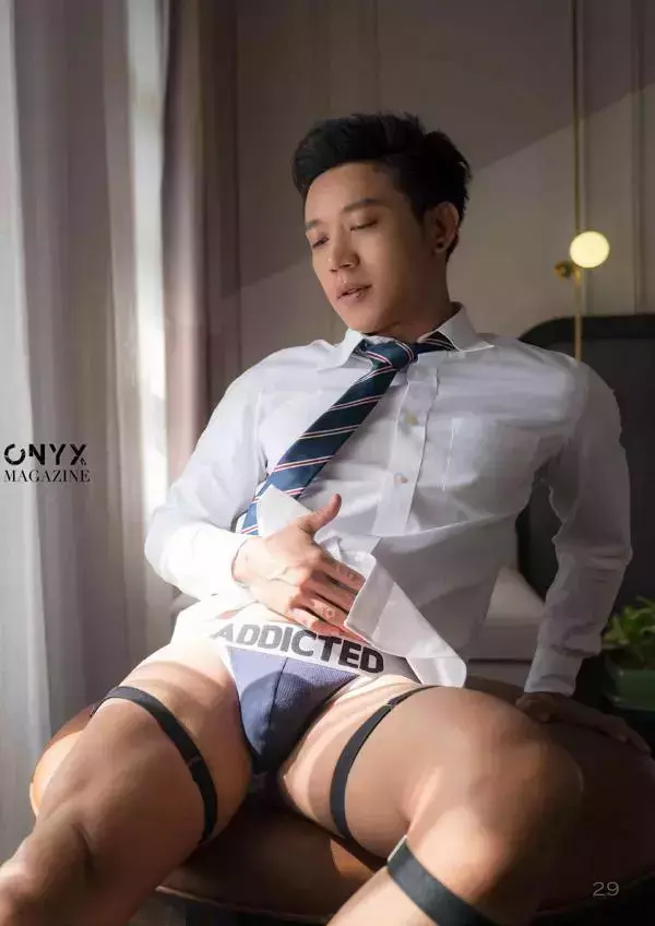 ONYX 3 - Jacob Ja 211 Pics & BtS