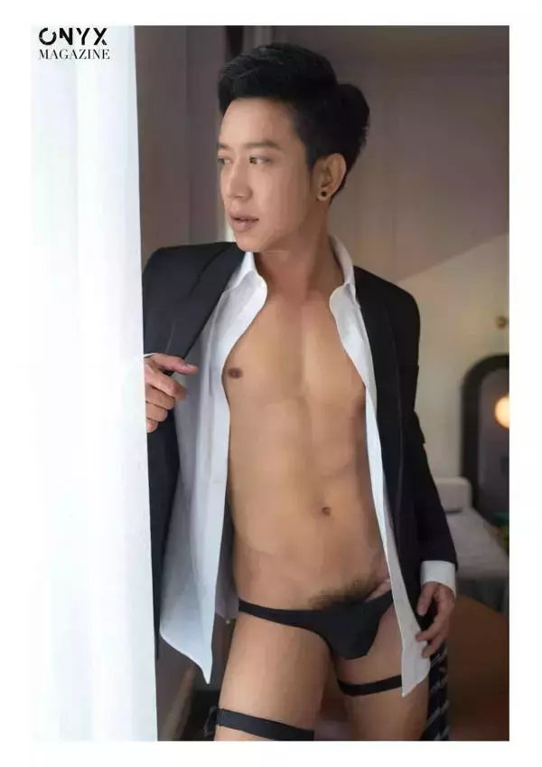ONYX 3 - Jacob Ja 211 Pics & BtS