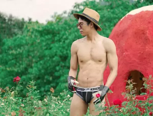 Menluscious Issue 02 - Fame Krittapat